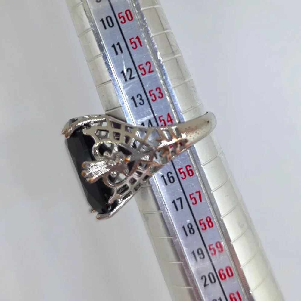 Stunning Oval Faceted Purple Stone Silver Filigree Victorian Style Ring - SZ 7